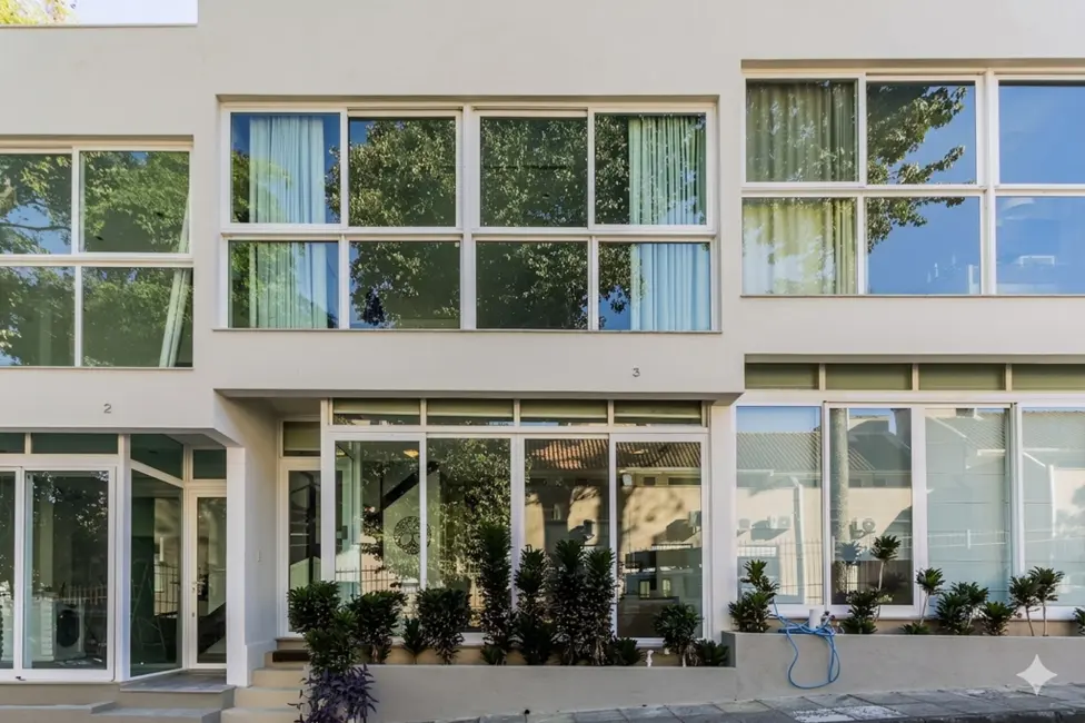 Casa de Condomínio com 1 quarto à venda, 81m2 em Vila Conceição, Porto Alegre - RS - imagem 1 Foto 1 de Casa de Condomínio com 1 quarto à venda, 81m2 em Vila Conceição, Porto Alegre - RS