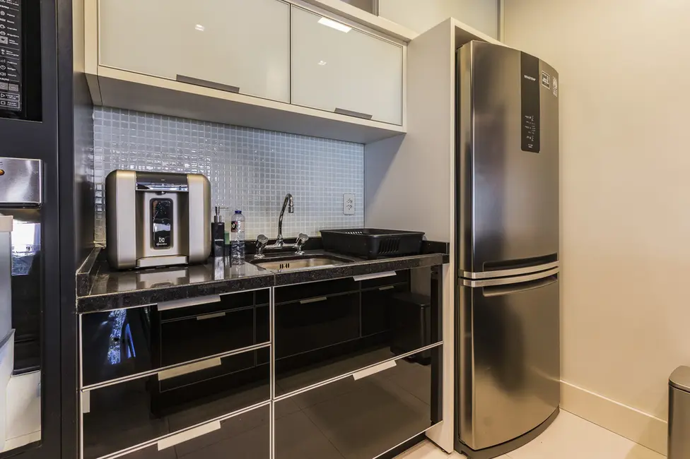 Casa de Condomínio com 1 quarto à venda, 81m2 em Vila Conceição, Porto Alegre - RS - imagem 9 Foto 9 de Casa de Condomínio com 1 quarto à venda, 81m2 em Vila Conceição, Porto Alegre - RS