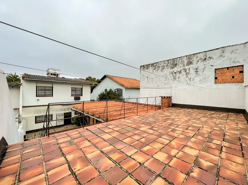 Foto 3 de Casa com 3 quartos à venda, 230m2 em Nonoai, Porto Alegre - RS
