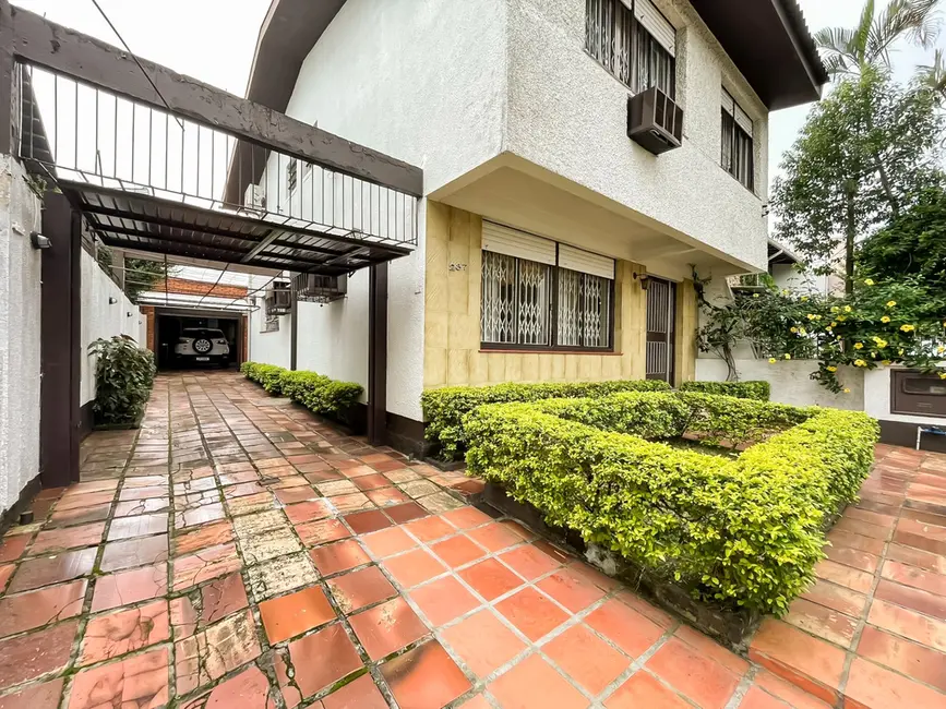 Foto 1 de Casa com 3 quartos à venda, 230m2 em Nonoai, Porto Alegre - RS