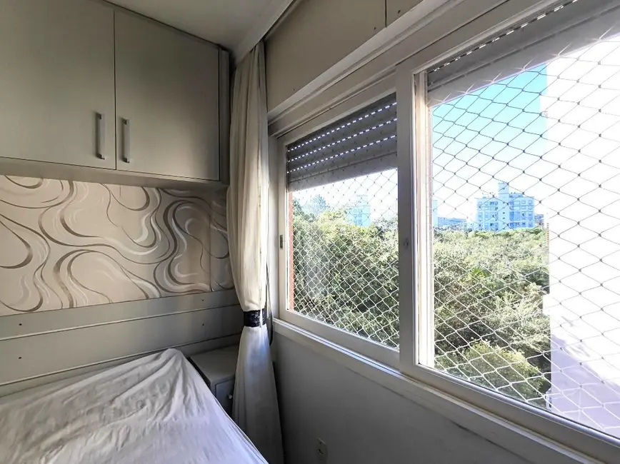 Foto 4 de Apartamento com 3 quartos à venda, 82m2 em Cavalhada, Porto Alegre - RS