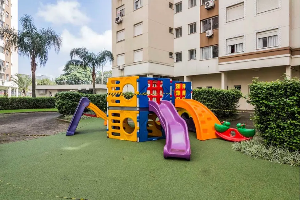 Foto 9 de Apartamento com 3 quartos à venda, 69m2 em Vila Ipiranga, Porto Alegre - RS