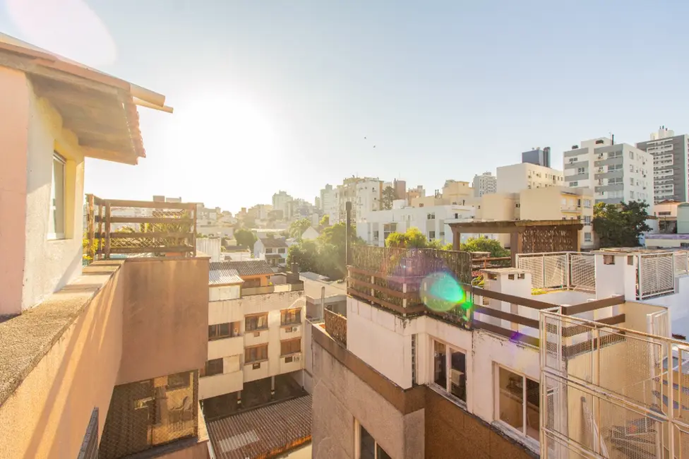 Apartamento com 1 quarto à venda, 105m2 em Petrópolis, Porto Alegre - RS - imagem 2 Foto 2 de Apartamento com 1 quarto à venda, 105m2 em Petrópolis, Porto Alegre - RS