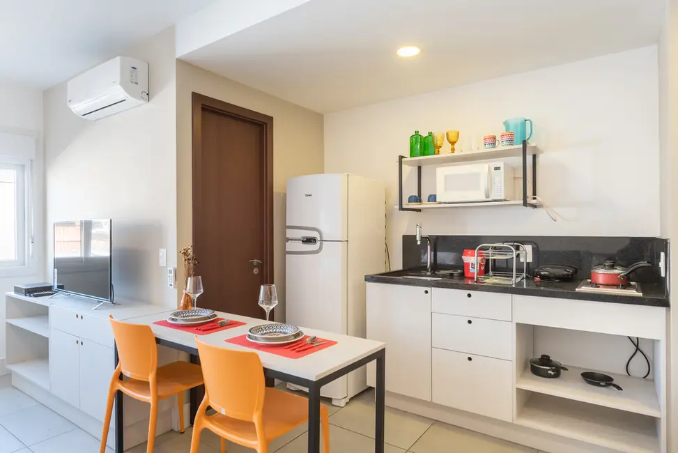 Foto 9 de Apartamento com 1 quarto à venda, 30m2 em Floresta, Porto Alegre - RS