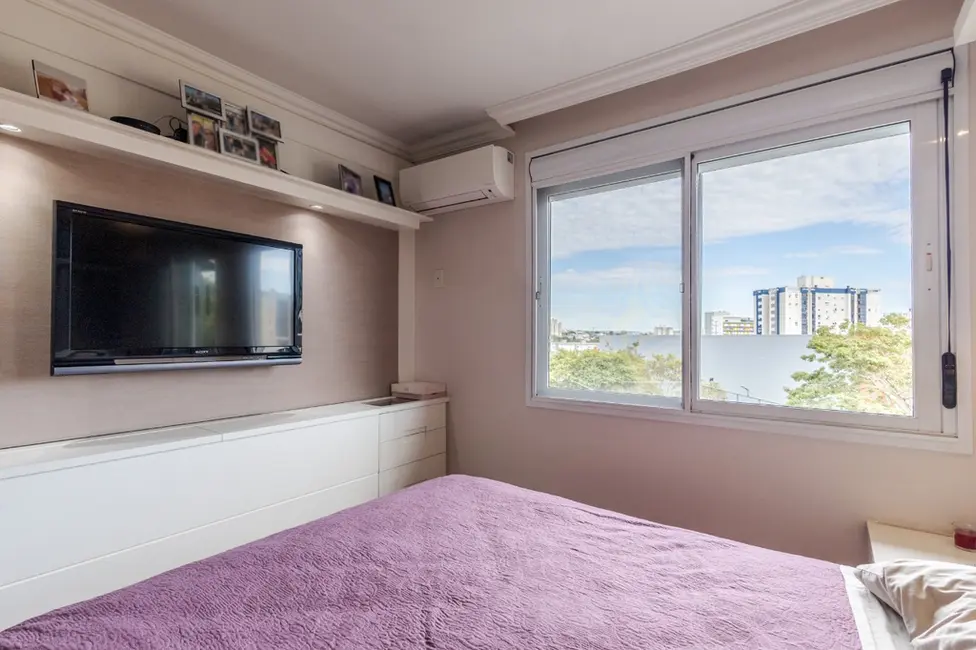 Foto 8 de Casa de Condomínio com 3 quartos à venda, 218m2 em Jardim Carvalho, Porto Alegre - RS