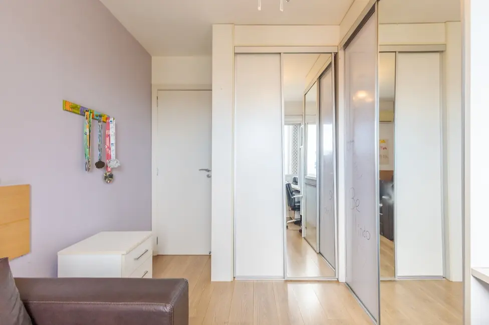 Foto 6 de Casa de Condomínio com 3 quartos à venda, 218m2 em Jardim Carvalho, Porto Alegre - RS