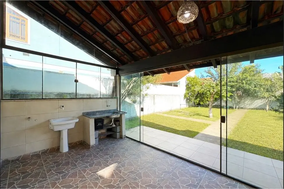 Foto 8 de Casa com 4 quartos à venda, 170m2 em Guarujá, Porto Alegre - RS