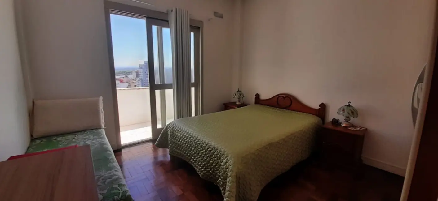 Apartamento com 1 quarto à venda, 52m2 em Centro Histórico, Porto Alegre - RS - imagem 2 Foto 2 de Apartamento com 1 quarto à venda, 52m2 em Centro Histórico, Porto Alegre - RS
