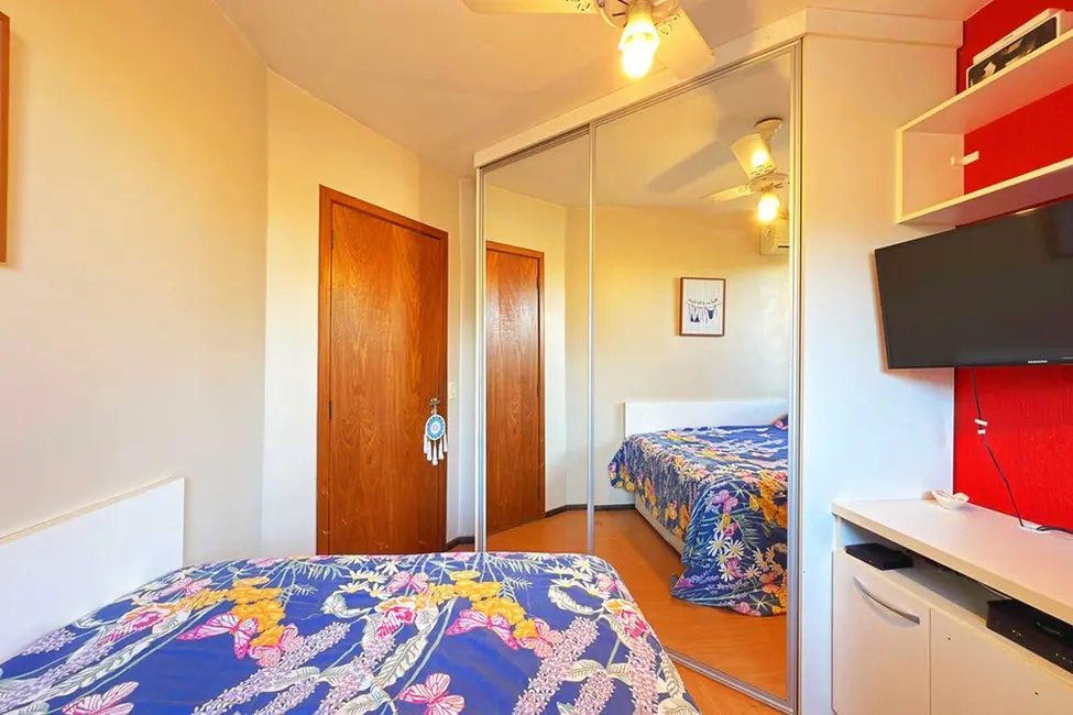 Foto 5 de Casa de Condomínio com 3 quartos à venda, 140m2 em Ipanema, Porto Alegre - RS