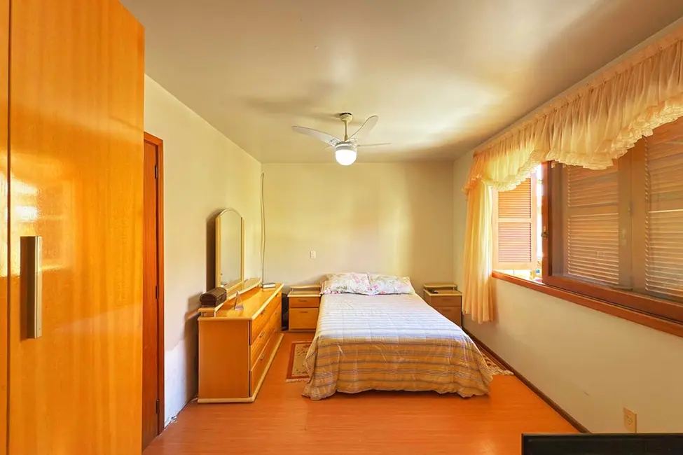 Foto 8 de Casa de Condomínio com 3 quartos à venda, 140m2 em Ipanema, Porto Alegre - RS