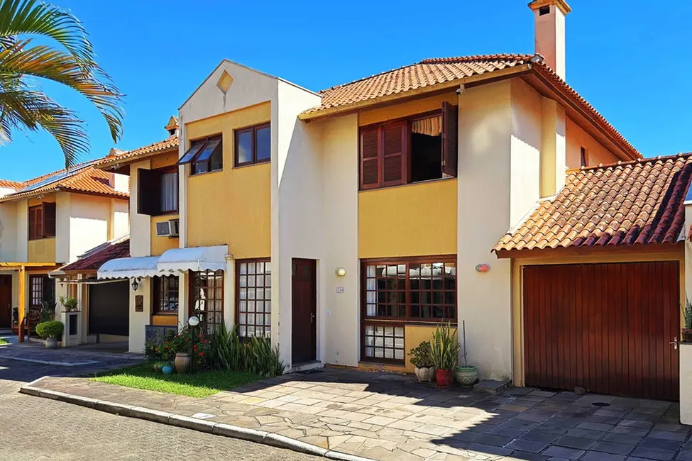 Foto 1 de Casa de Condomínio com 3 quartos à venda, 140m2 em Ipanema, Porto Alegre - RS