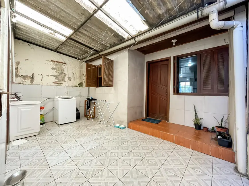 Foto 4 de Casa com 2 quartos à venda, 70m2 em Hípica, Porto Alegre - RS