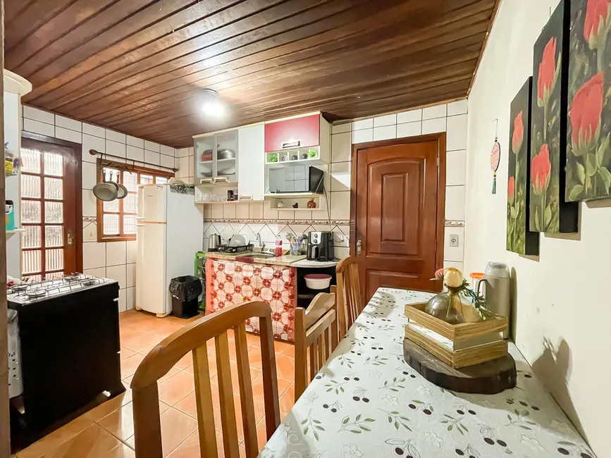 Foto 1 de Casa com 2 quartos à venda, 70m2 em Hípica, Porto Alegre - RS