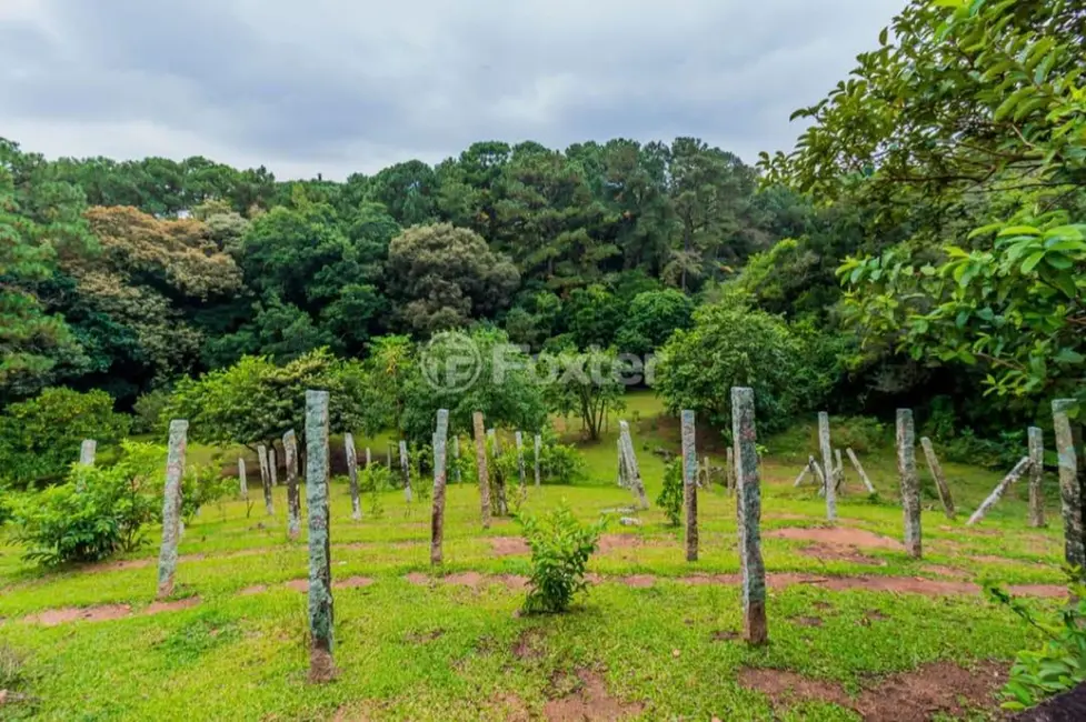 Foto 2 de Terreno / Lote à venda em Nonoai, Porto Alegre - RS