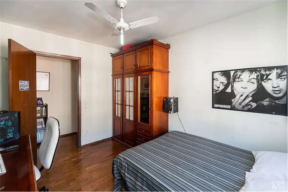 Foto 9 de Apartamento com 2 quartos à venda, 82m2 em Menino Deus, Porto Alegre - RS