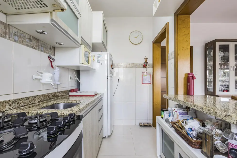 Foto 2 de Apartamento com 3 quartos à venda, 79m2 em Azenha, Porto Alegre - RS