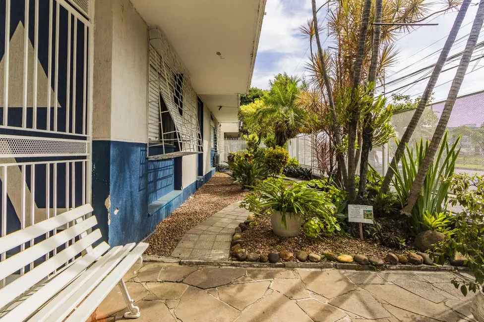 Foto 6 de Apartamento com 3 quartos à venda, 79m2 em Azenha, Porto Alegre - RS