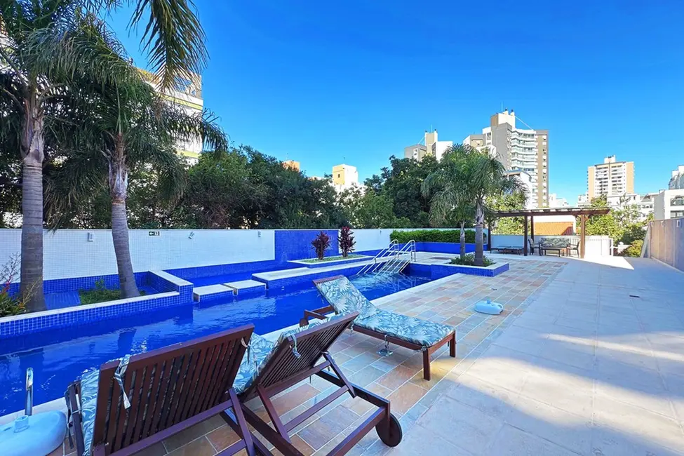 Apartamento com 2 quartos à venda, 86m2 em Menino Deus, Porto Alegre - RS - imagem 9 Foto 9 de Apartamento com 2 quartos à venda, 86m2 em Menino Deus, Porto Alegre - RS