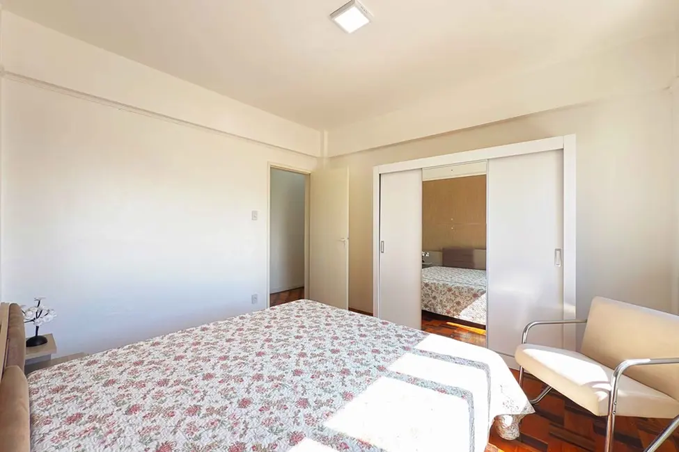 Foto 9 de Apartamento com 3 quartos à venda, 100m2 em Centro Histórico, Porto Alegre - RS