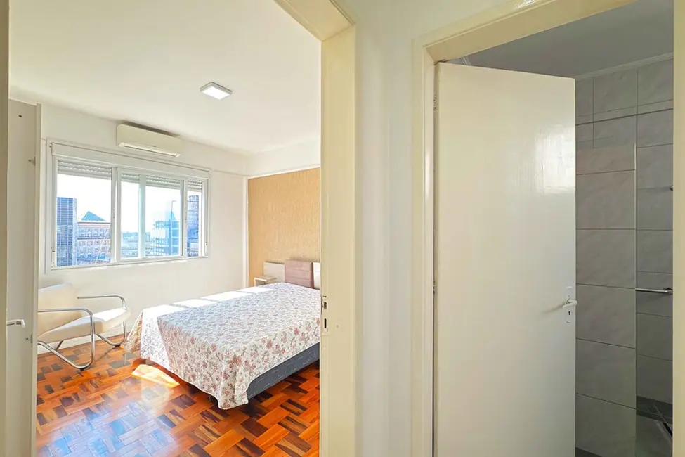 Foto 8 de Apartamento com 3 quartos à venda, 100m2 em Centro Histórico, Porto Alegre - RS