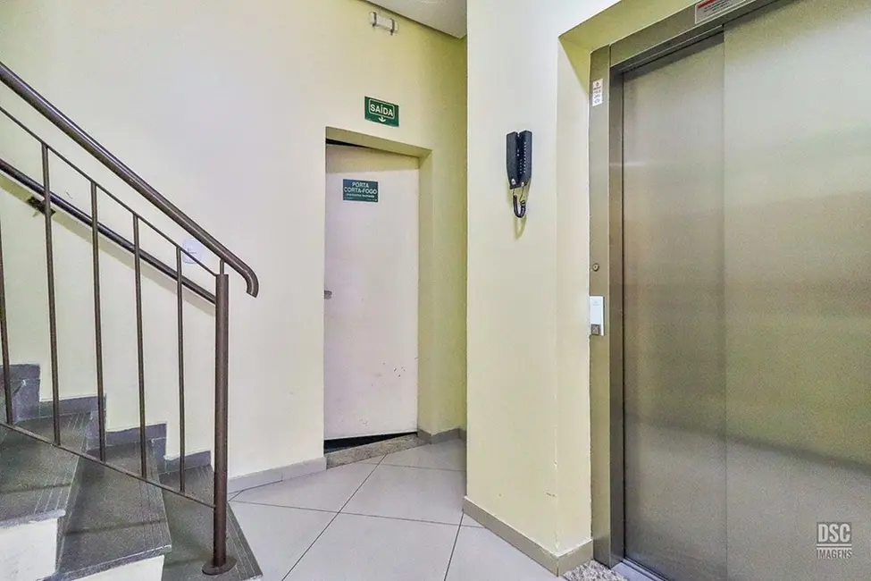 Foto 5 de Apartamento com 2 quartos à venda, 70m2 em Santana, Porto Alegre - RS