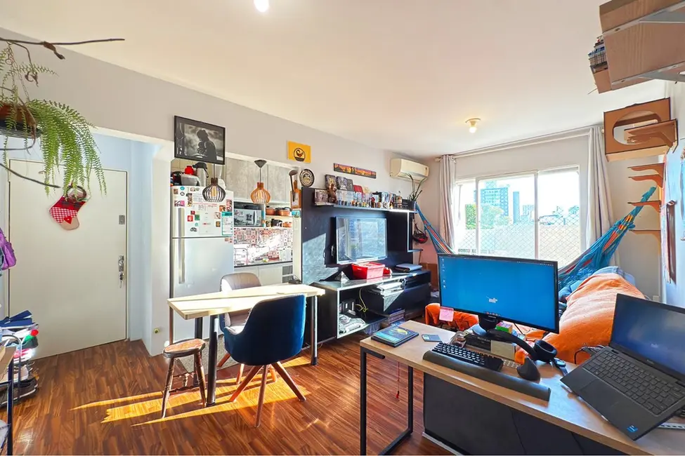 Foto 1 de Apartamento com 1 quarto à venda, 41m2 em Azenha, Porto Alegre - RS