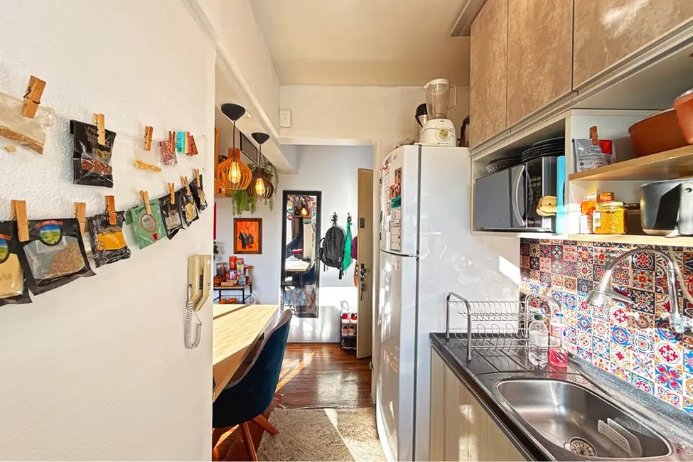 Foto 2 de Apartamento com 1 quarto à venda, 41m2 em Azenha, Porto Alegre - RS