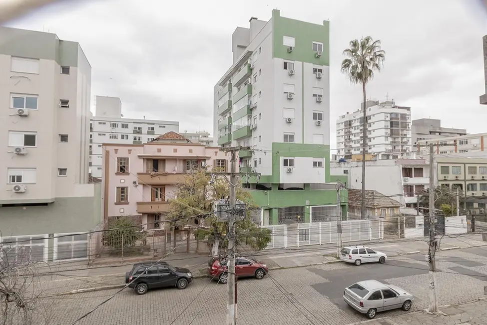 Apartamento com 2 quartos à venda, 75m2 em Menino Deus, Porto Alegre - RS - imagem 3 Foto 3 de Apartamento com 2 quartos à venda, 75m2 em Menino Deus, Porto Alegre - RS