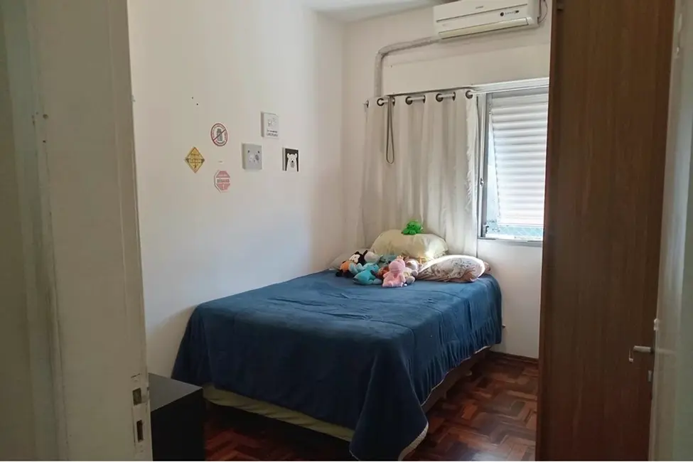 Apartamento com 3 quartos à venda, 82m2 em Camaquã, Porto Alegre - RS - imagem 9 Foto 9 de Apartamento com 3 quartos à venda, 82m2 em Camaquã, Porto Alegre - RS