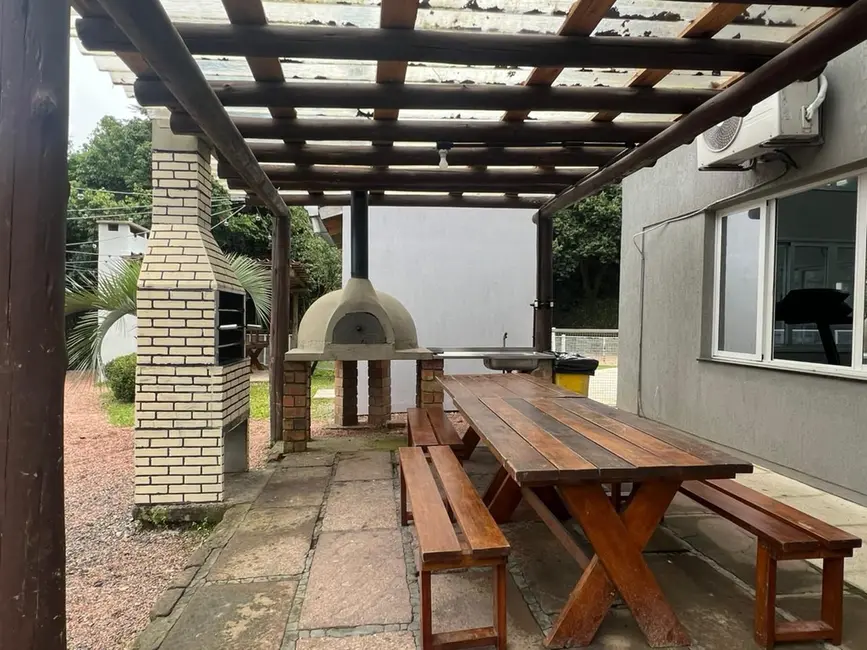 Apartamento com 2 quartos à venda, 57m2 em Cavalhada, Porto Alegre - RS - imagem 2 Foto 2 de Apartamento com 2 quartos à venda, 57m2 em Cavalhada, Porto Alegre - RS
