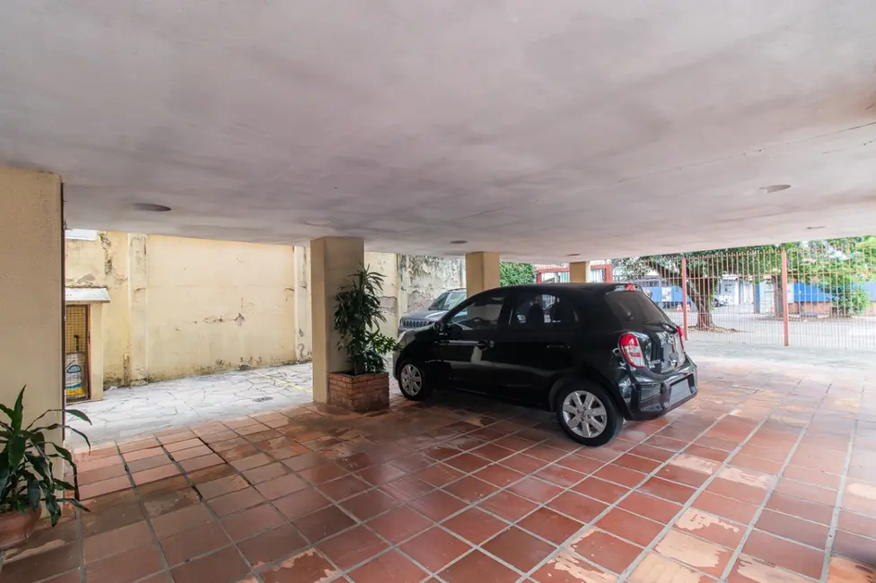 Foto 4 de Apartamento com 2 quartos à venda, 73m2 em Santana, Porto Alegre - RS