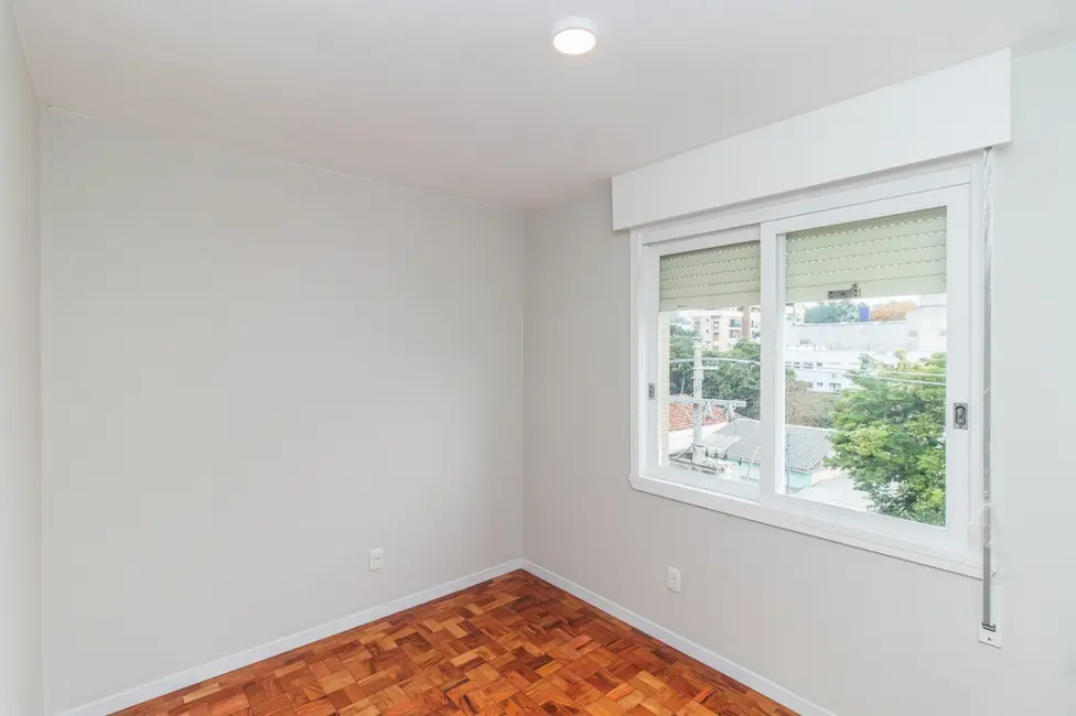 Foto 8 de Apartamento com 2 quartos à venda, 73m2 em Santana, Porto Alegre - RS
