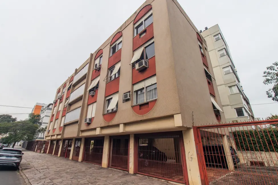 Foto 3 de Apartamento com 2 quartos à venda, 73m2 em Santana, Porto Alegre - RS