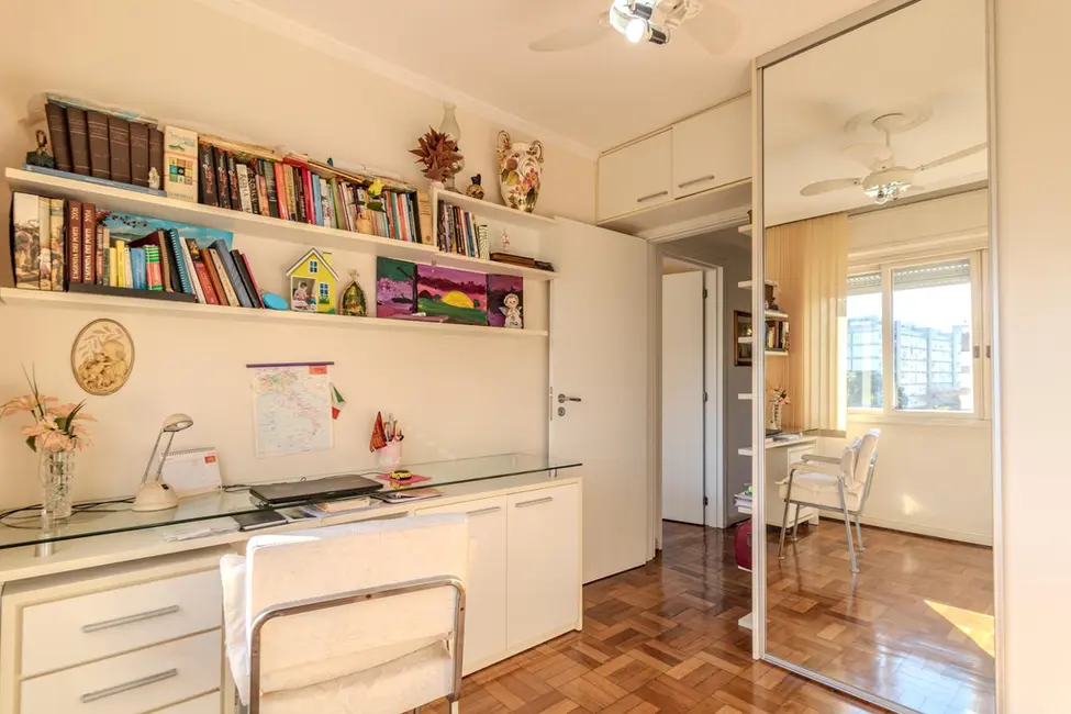 Foto 3 de Apartamento com 3 quartos à venda, 100m2 em Menino Deus, Porto Alegre - RS