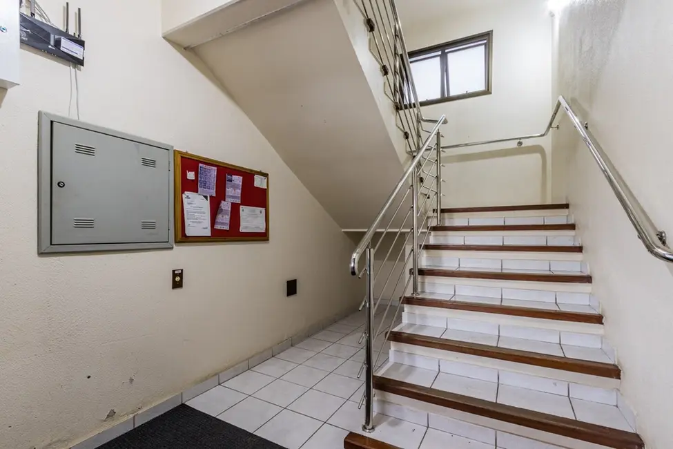 Apartamento com 3 quartos à venda, 84m2 em Nonoai, Porto Alegre - RS - imagem 2 Foto 2 de Apartamento com 3 quartos à venda, 84m2 em Nonoai, Porto Alegre - RS
