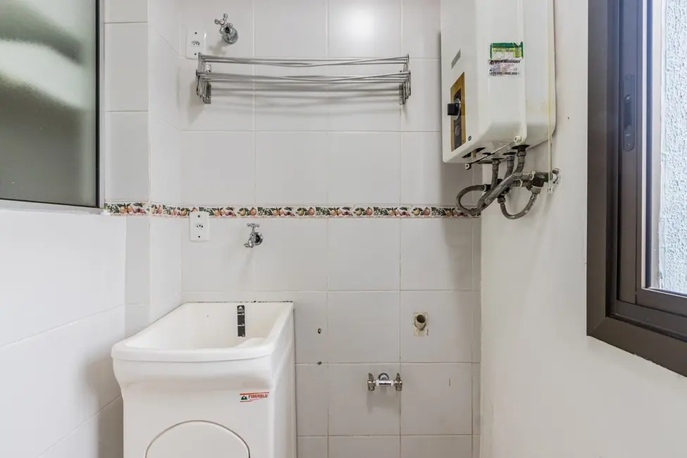 Apartamento com 3 quartos à venda, 84m2 em Nonoai, Porto Alegre - RS - imagem 8 Foto 8 de Apartamento com 3 quartos à venda, 84m2 em Nonoai, Porto Alegre - RS