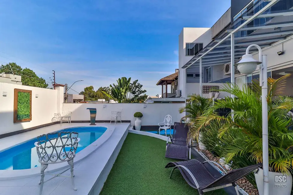 Casa com 3 quartos à venda, 284m2 em Hípica, Porto Alegre - RS - imagem 7 Foto 7 de Casa com 3 quartos à venda, 284m2 em Hípica, Porto Alegre - RS