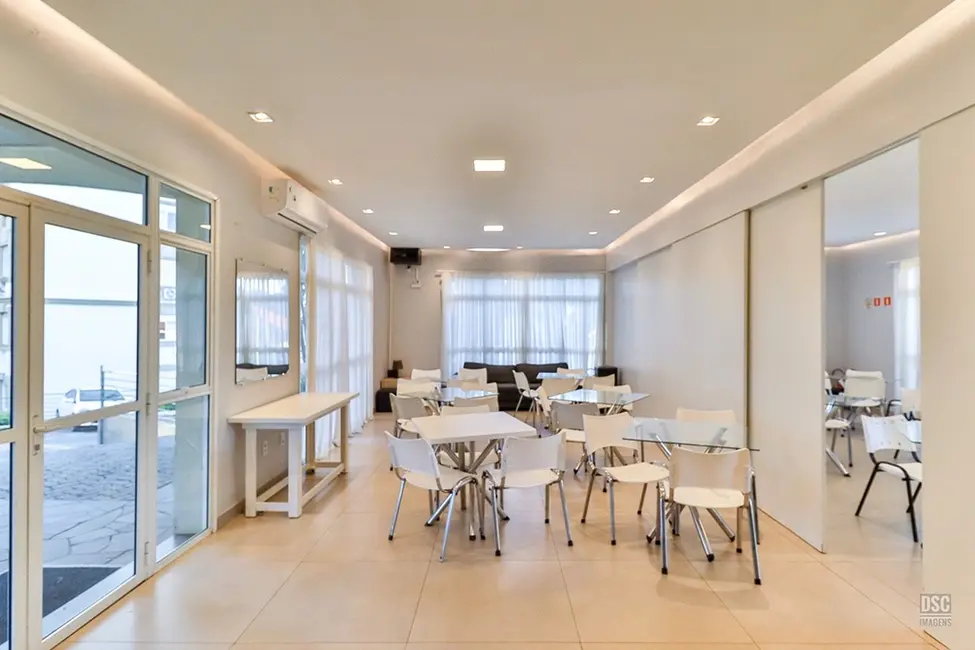 Apartamento com 3 quartos à venda, 71m2 em Cavalhada, Porto Alegre - RS - imagem 3 Foto 3 de Apartamento com 3 quartos à venda, 71m2 em Cavalhada, Porto Alegre - RS