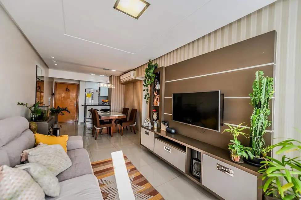 Apartamento com 3 quartos à venda, 71m2 em Cavalhada, Porto Alegre - RS - imagem 1 Foto 1 de Apartamento com 3 quartos à venda, 71m2 em Cavalhada, Porto Alegre - RS