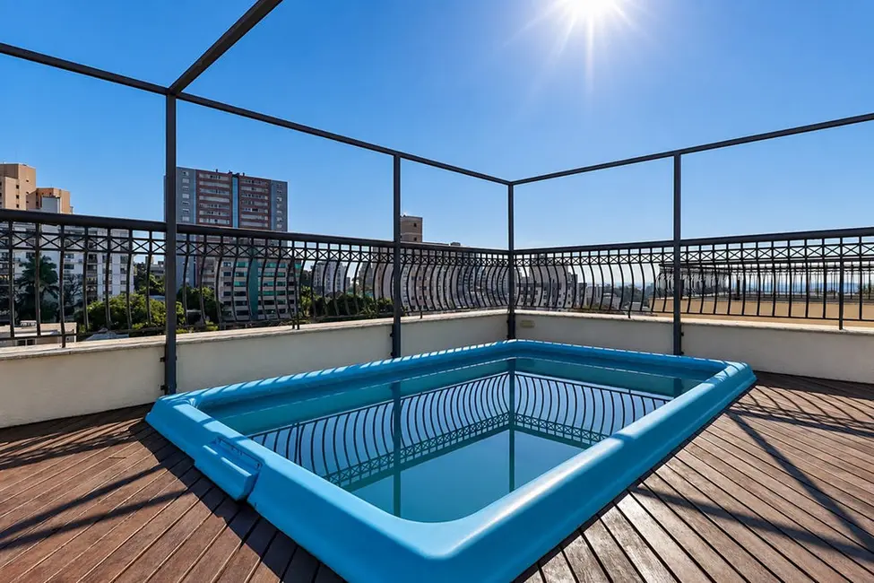 Cobertura com 3 quartos à venda, 236m2 em Higienópolis, Porto Alegre - RS - imagem 5 Foto 5 de Cobertura com 3 quartos à venda, 236m2 em Higienópolis, Porto Alegre - RS