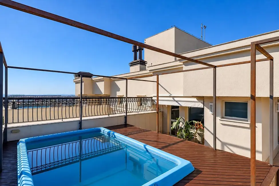 Cobertura com 3 quartos à venda, 236m2 em Higienópolis, Porto Alegre - RS - imagem 4 Foto 4 de Cobertura com 3 quartos à venda, 236m2 em Higienópolis, Porto Alegre - RS