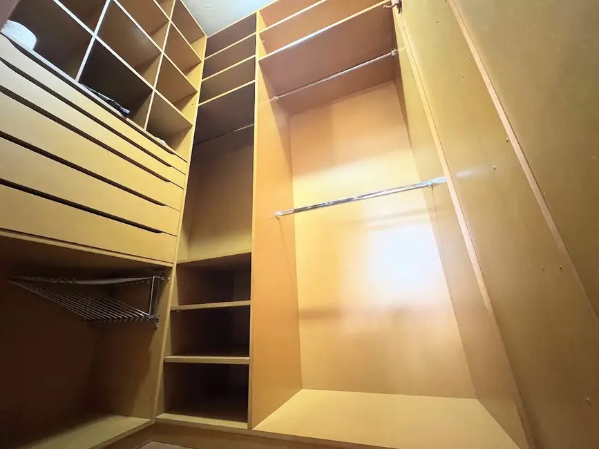 Apartamento com 2 quartos à venda, 54m2 em Teresópolis, Porto Alegre - RS - imagem 7 Foto 7 de Apartamento com 2 quartos à venda, 54m2 em Teresópolis, Porto Alegre - RS