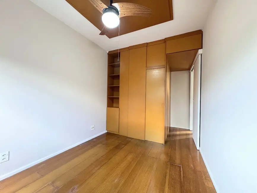 Apartamento com 2 quartos à venda, 54m2 em Teresópolis, Porto Alegre - RS - imagem 5 Foto 5 de Apartamento com 2 quartos à venda, 54m2 em Teresópolis, Porto Alegre - RS