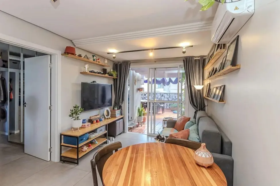 Cobertura com 1 quarto à venda, 112m2 em Centro Histórico, Porto Alegre - RS - imagem 3 Foto 3 de Cobertura com 1 quarto à venda, 112m2 em Centro Histórico, Porto Alegre - RS