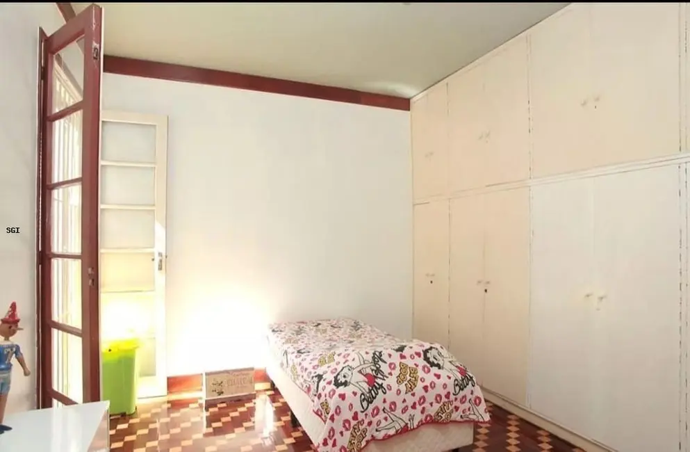 Apartamento com 2 quartos à venda, 110m2 em Centro Histórico, Porto Alegre - RS - imagem 4 Foto 4 de Apartamento com 2 quartos à venda, 110m2 em Centro Histórico, Porto Alegre - RS