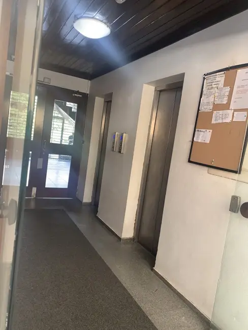 Apartamento com 1 quarto à venda, 30m2 em Centro Histórico, Porto Alegre - RS - imagem 4 Foto 4 de Apartamento com 1 quarto à venda, 30m2 em Centro Histórico, Porto Alegre - RS