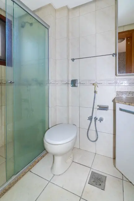 Apartamento com 2 quartos à venda, 66m2 em Jardim Botânico, Porto Alegre - RS - imagem 3 Foto 3 de Apartamento com 2 quartos à venda, 66m2 em Jardim Botânico, Porto Alegre - RS