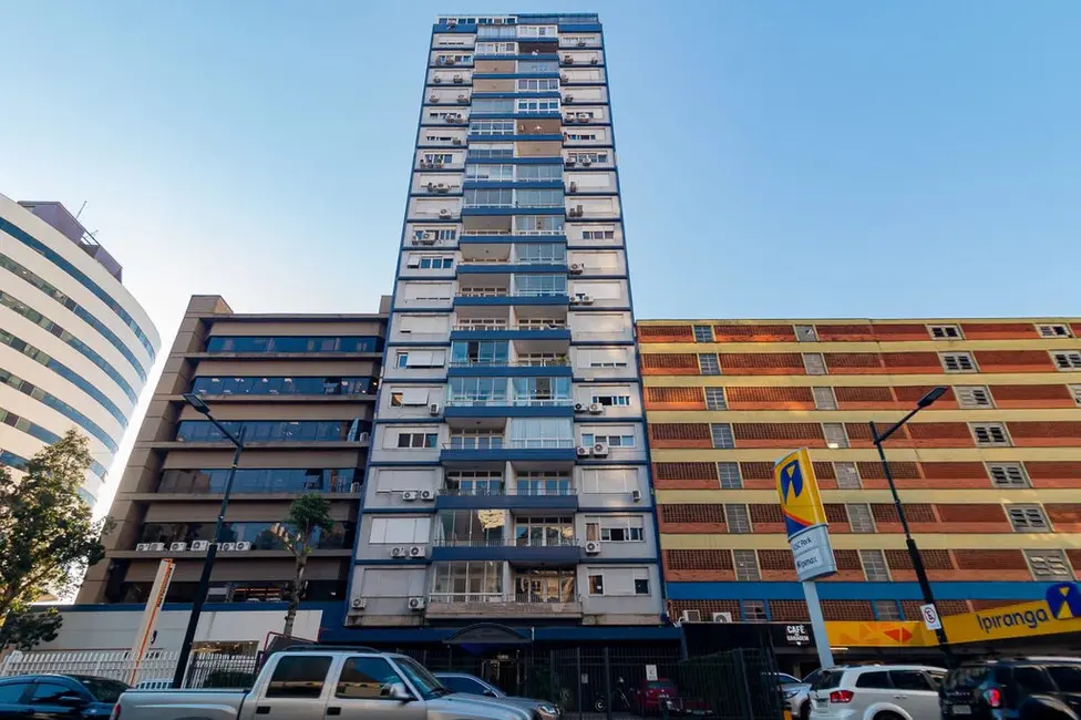Apartamento com 3 quartos à venda, 147m2 em Centro Histórico, Porto Alegre - RS - imagem 1 Foto 1 de Apartamento com 3 quartos à venda, 147m2 em Centro Histórico, Porto Alegre - RS