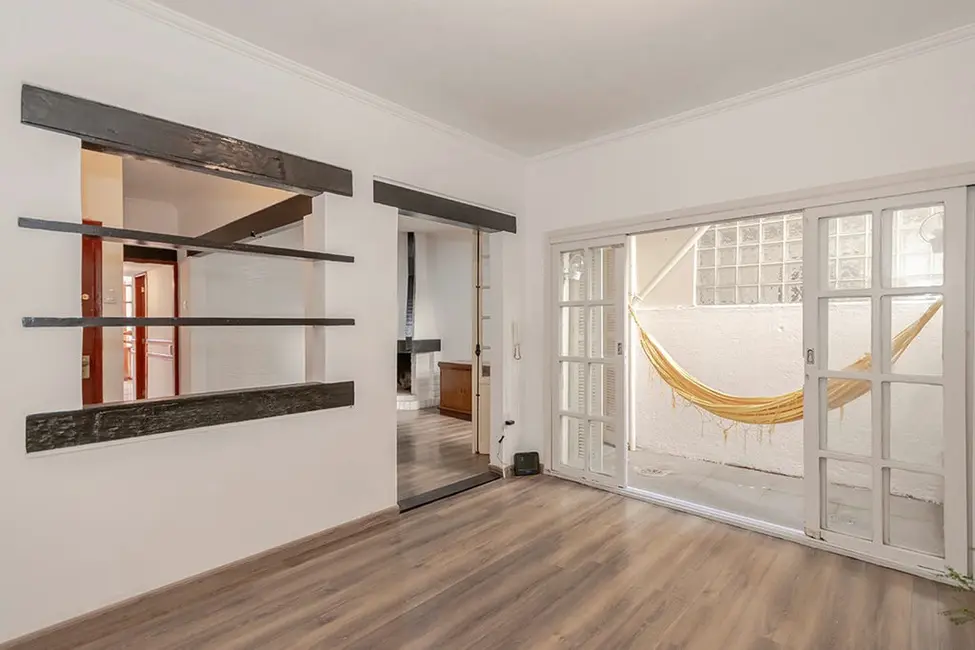 Apartamento com 2 quartos à venda, 111m2 em Rio Branco, Porto Alegre - RS - imagem 1 Foto 1 de Apartamento com 2 quartos à venda, 111m2 em Rio Branco, Porto Alegre - RS