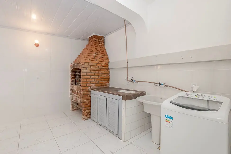 Apartamento com 2 quartos à venda, 111m2 em Rio Branco, Porto Alegre - RS - imagem 2 Foto 2 de Apartamento com 2 quartos à venda, 111m2 em Rio Branco, Porto Alegre - RS